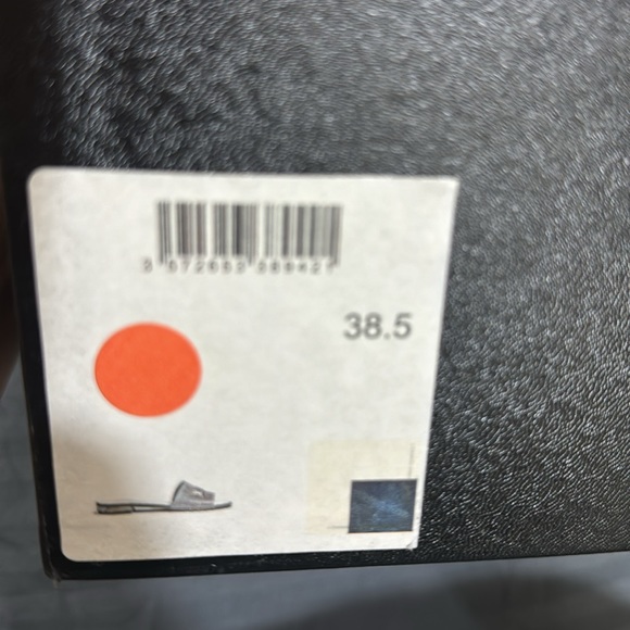 Chanel brand new original slides with box dust bags and invoice - Picture 2 of 3